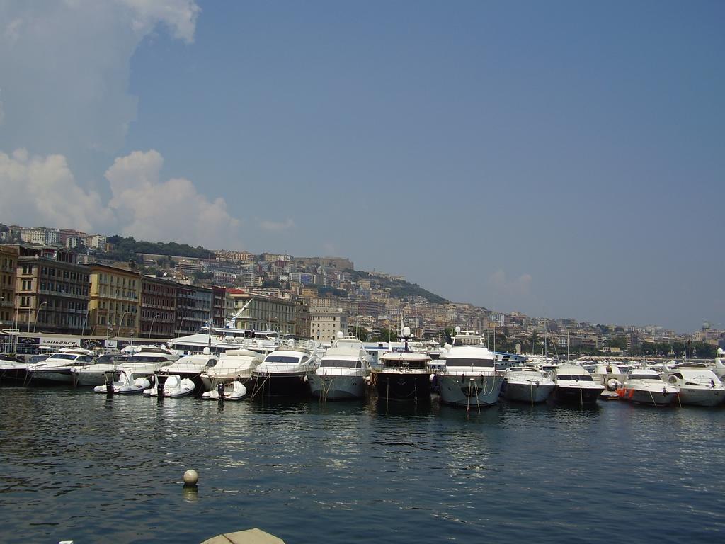 Casa Sannazzaro Appartement Napels Buitenkant foto